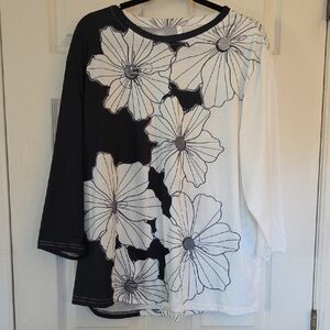 Floral Black and White Women's Top